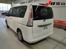 2011 Nissan Serena