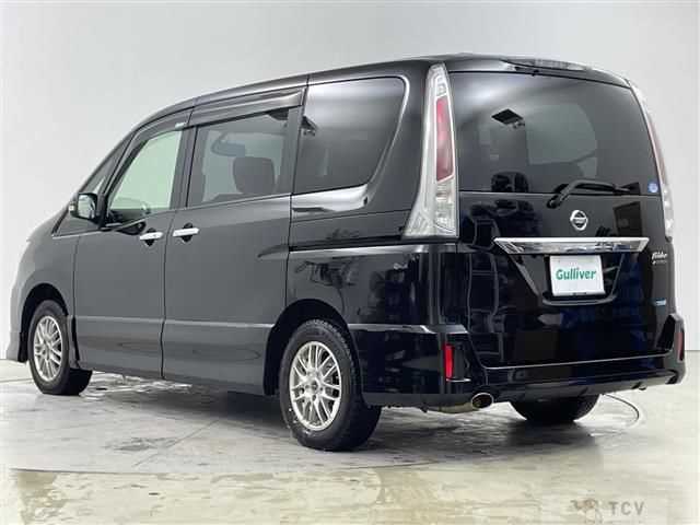 2013 Nissan Serena