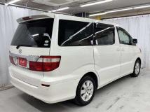 2004 Toyota Alphard