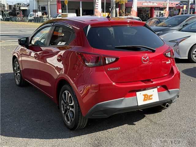 2014 Mazda Demio