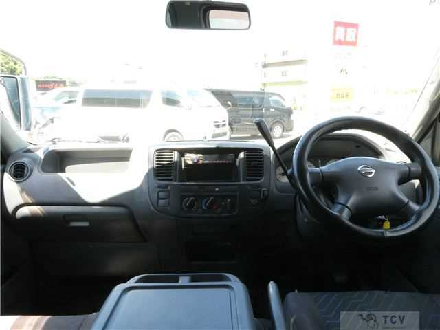 2006 Nissan Caravan