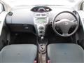 2005 Toyota Vitz
