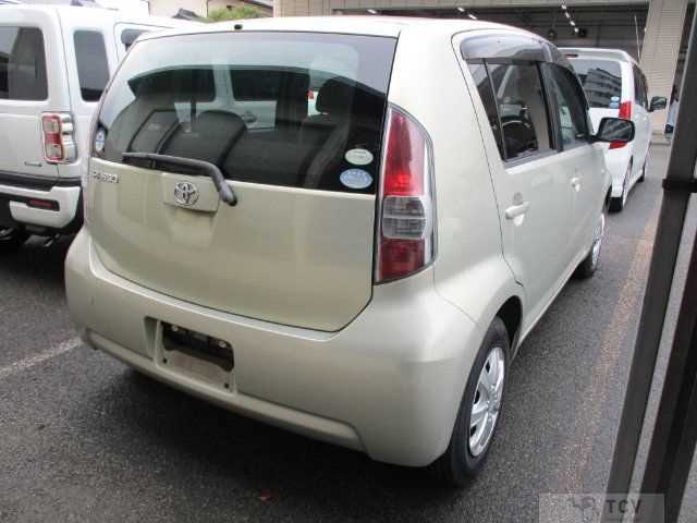2005 Toyota Passo