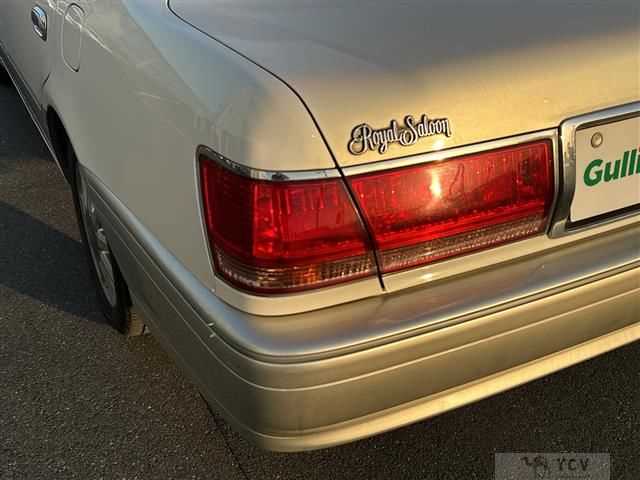 2003 Toyota Crown Royal Series