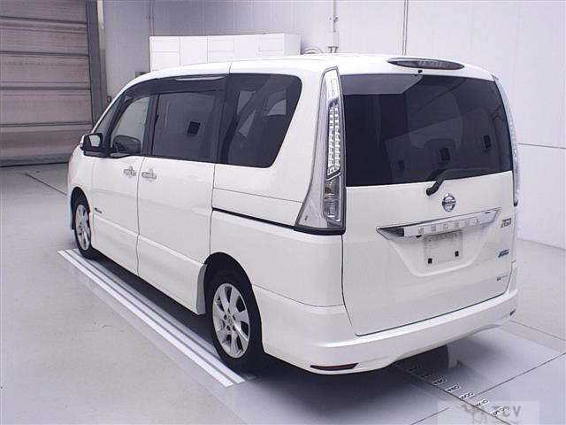 2012 Nissan Serena