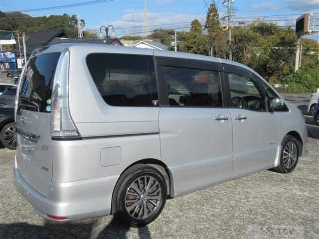 2014 Nissan Serena