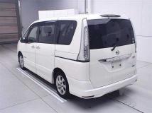 2012 Nissan Serena