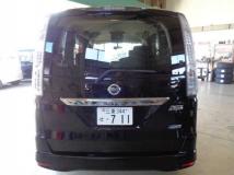 2013 Nissan Serena