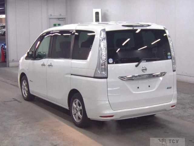 2013 Nissan Serena