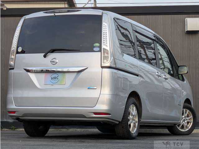 2012 Nissan Serena