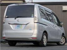 2012 Nissan Serena