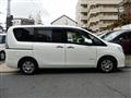 2014 Nissan Serena