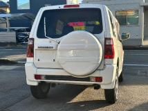 2006 Mitsubishi Pajero Mini