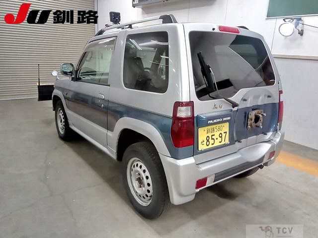 2006 Mitsubishi Pajero Mini