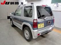 2006 Mitsubishi Pajero Mini
