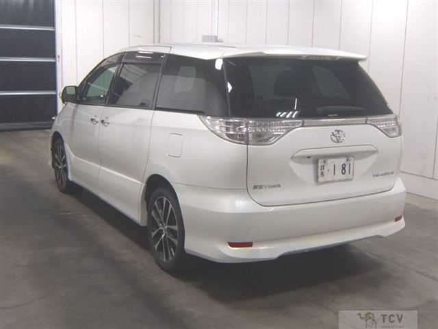2014 Toyota Estima