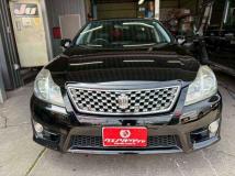 2012 Toyota Crown Athlete Series