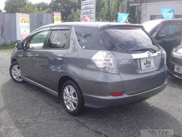 2012 Honda Fit shuttle