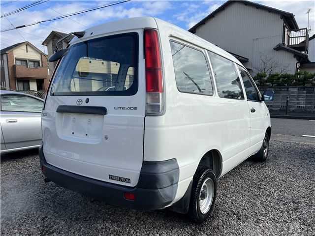 2002 Toyota Liteace Van