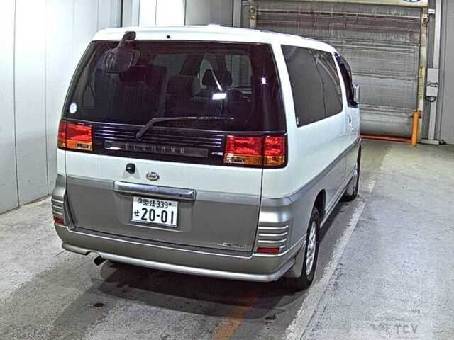 2001 Nissan Elgrand