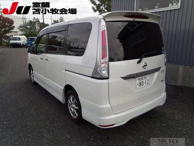 2013 Nissan Serena