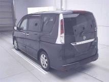 2011 Nissan Serena