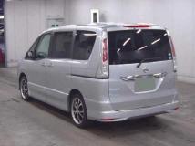 2011 Nissan Serena