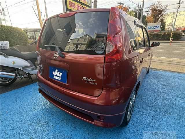 2012 Nissan Note