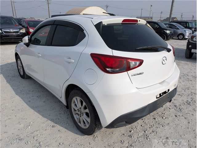 2014 Mazda Demio