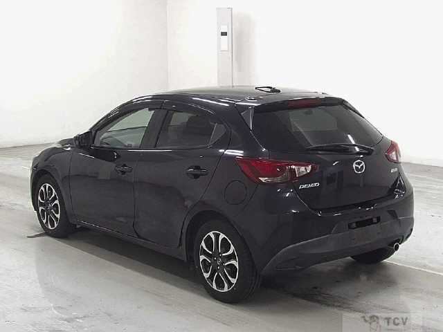 2014 Mazda Demio