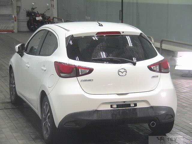 2014 Mazda Demio
