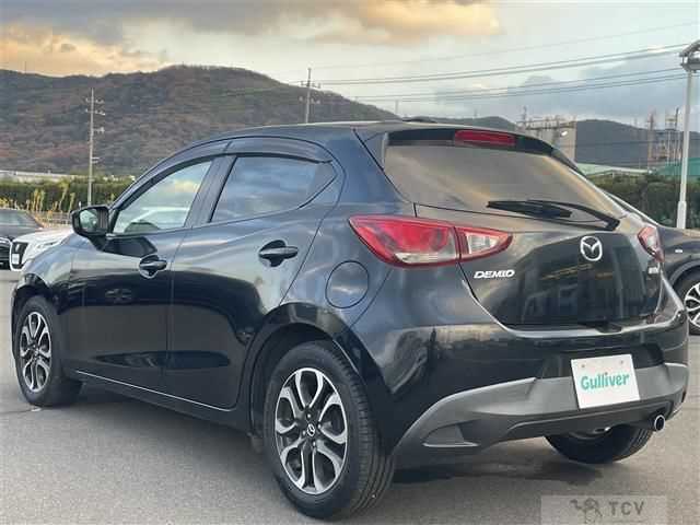 2014 Mazda Demio