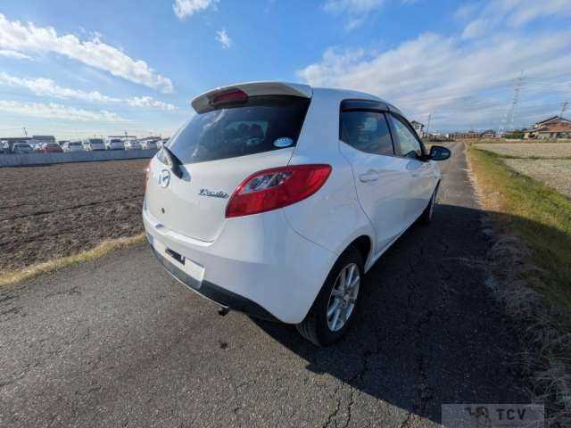 2014 Mazda Demio