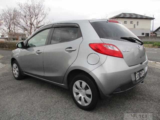 2013 Mazda Demio