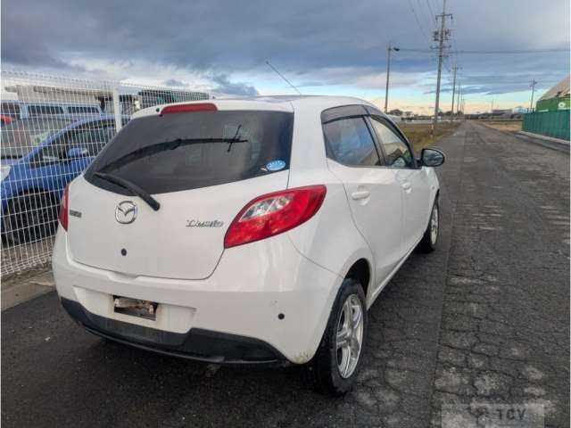 2010 Mazda Demio