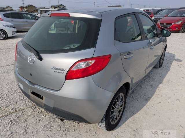 2013 Mazda Demio