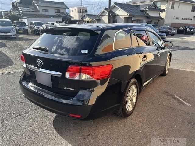 2013 Toyota Avensis Wagon