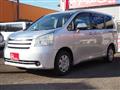 2009 Toyota Noah