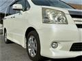 2009 Toyota Noah