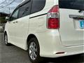 2009 Toyota Noah