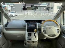 2009 Toyota Noah