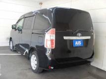 2009 Toyota Noah
