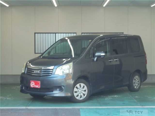2011 Toyota Noah