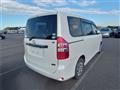 2011 Toyota Noah