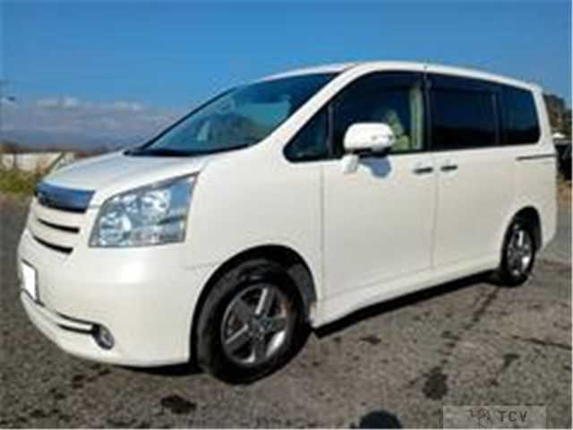 2009 Toyota Noah