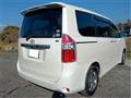 2009 Toyota Noah