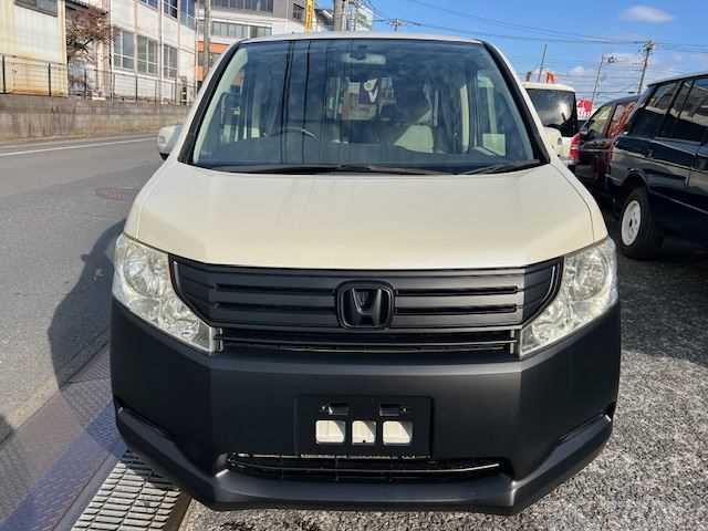 2010 Honda Step WGN