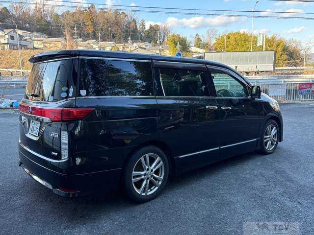 2011 Nissan Elgrand