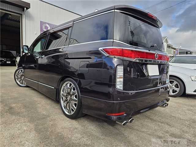 2010 Nissan Elgrand