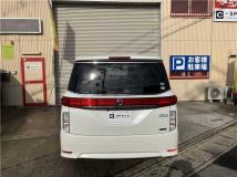 2011 Nissan Elgrand